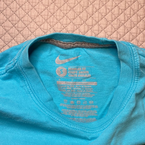 Men’s Nike Air Graphic T-Shirt - Picture 4 of 4